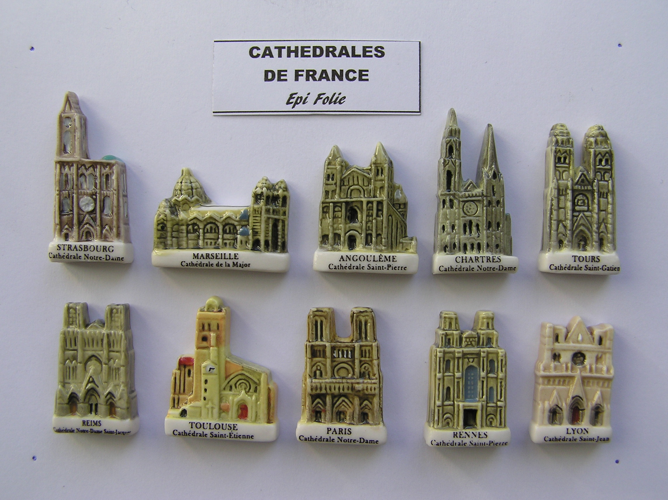 Collection de 8 fèves CATHÉDRALES DE FRANCE